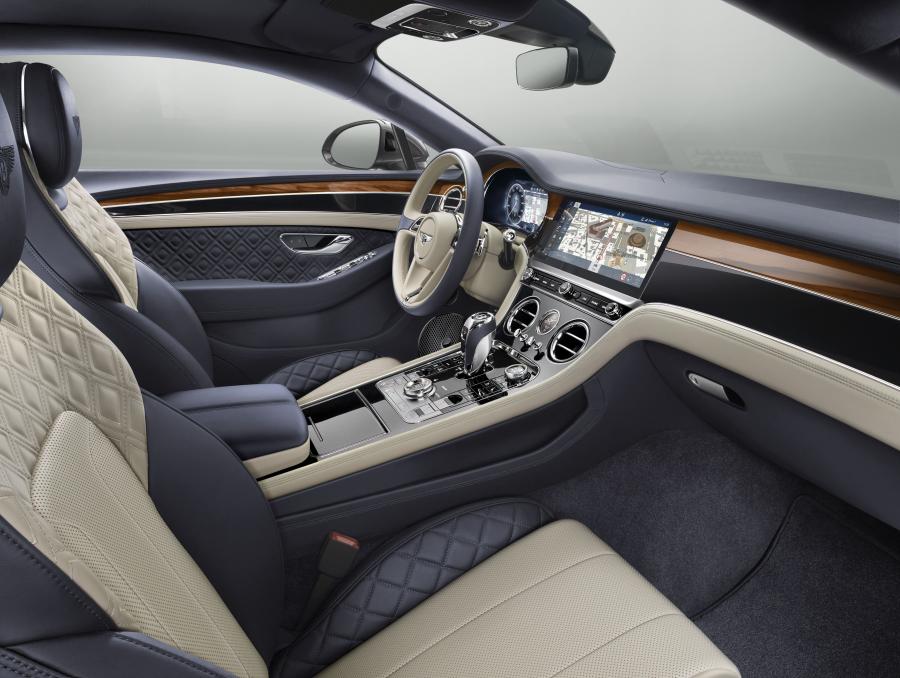 Интерьер Bentley Continental GT 2018 года  (WW) (фото 19 из 90)